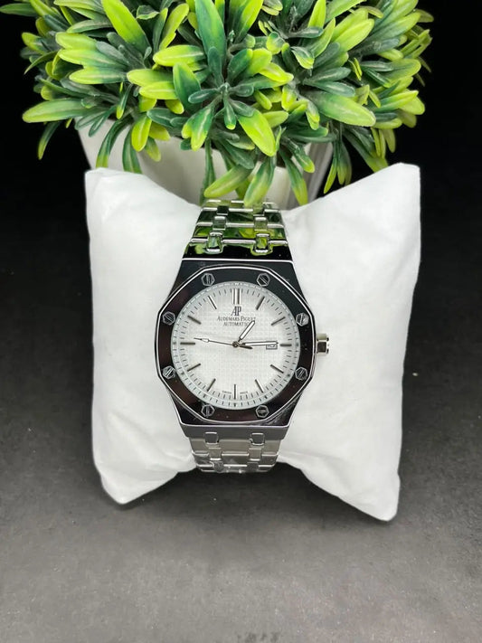 AP Royal Oak–White Tapisserie Dial AXIOM