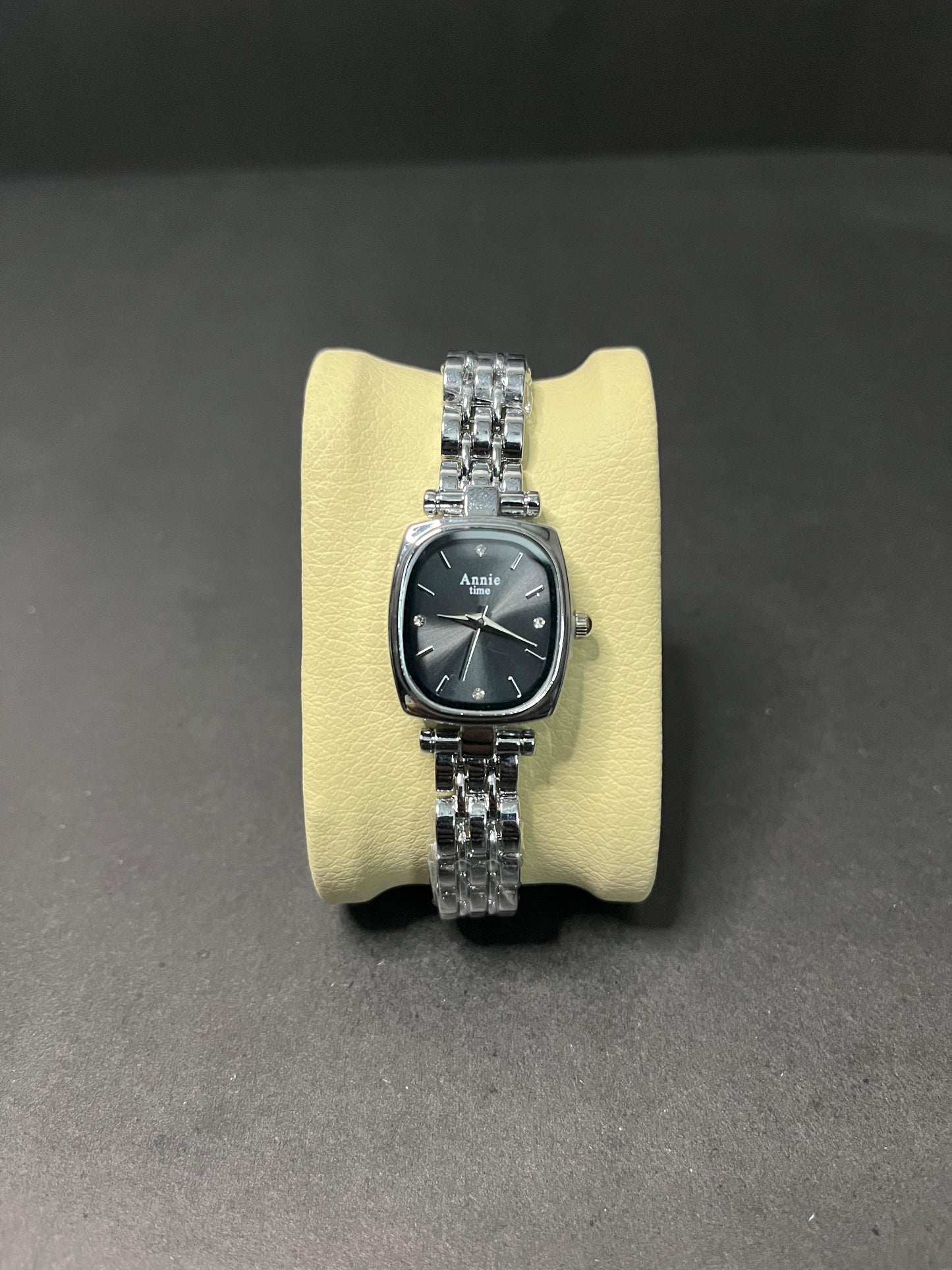 Annie Women's Black Dial Watch