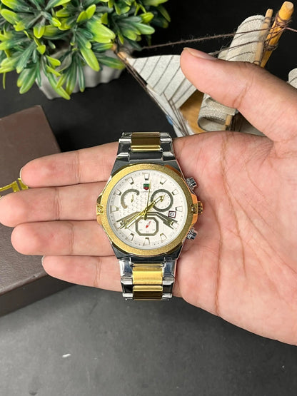 Carrera Chronograph Quartz Watch –  Black Textured Dial AXIOM